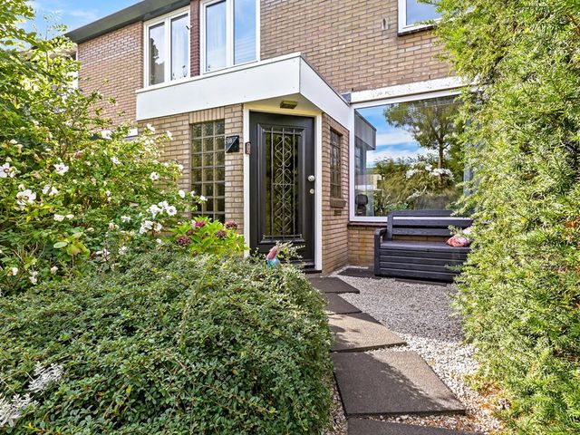 Maasstraat 28, Rozenburg