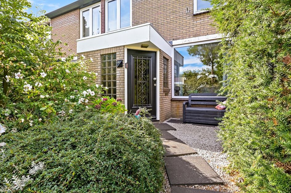 Maasstraat 28