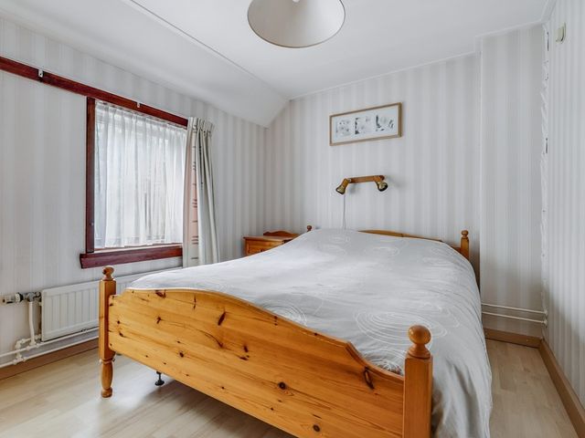 Schenkeldijk 15, Strijen