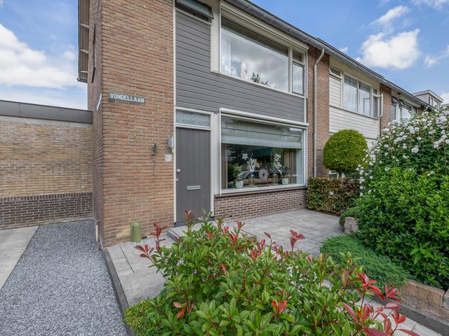 Vondellaan 13, Waddinxveen