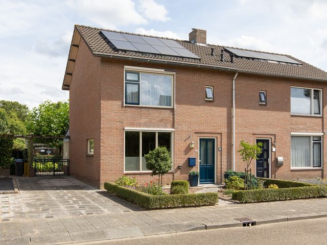 Prinses Irenestraat 23, Overasselt