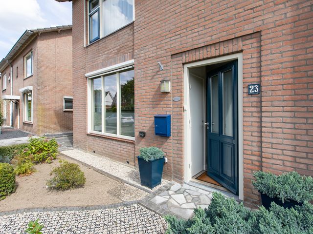 Prinses Irenestraat 23, Overasselt