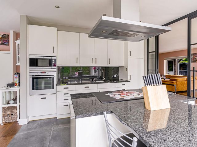 Westhoven 128, Lelystad