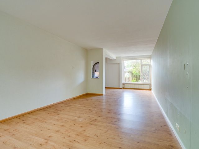 Van den Berghlaan 347, Hoofddorp