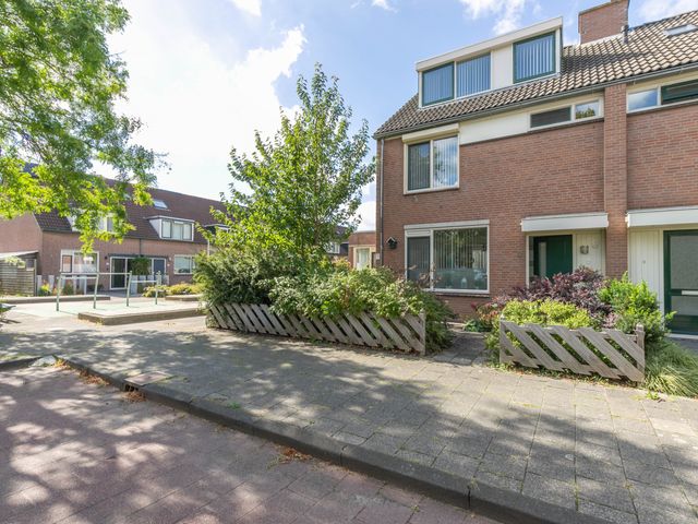 Van Leeuwenhoekstraat 9, Kudelstaart