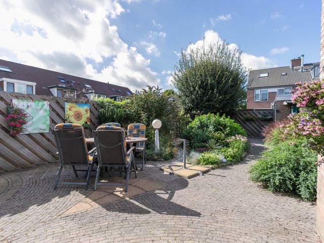Van Leeuwenhoekstraat 9, Kudelstaart