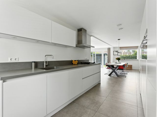 De Kreken 15, Alblasserdam