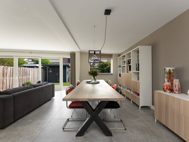 De Kreken 15, Alblasserdam