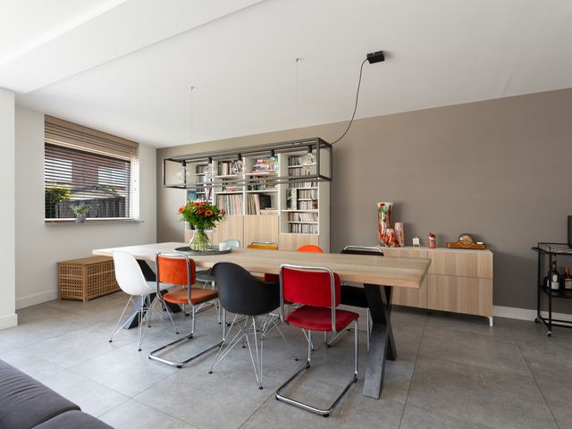 De Kreken 15, Alblasserdam