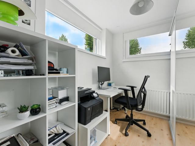 De Kreken 15, Alblasserdam