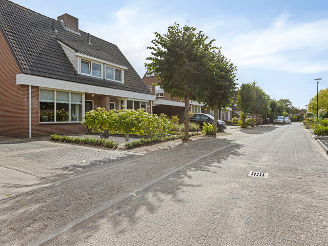 Antoniusweg 10, Esch