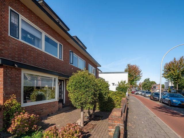 Sloetsweg 77, Hengelo