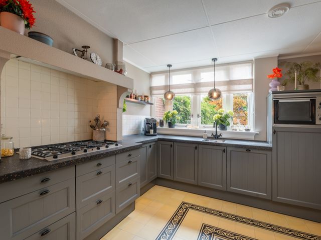 Sloetsweg 77, Hengelo