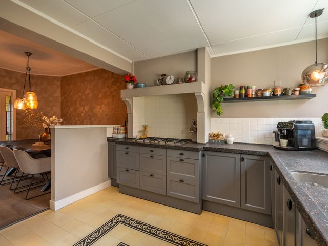 Sloetsweg 77, Hengelo