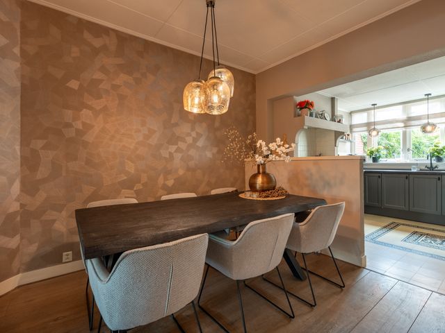 Sloetsweg 77, Hengelo