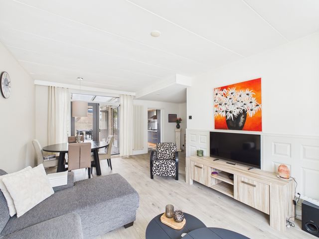 Mauvestraat 8, Terneuzen