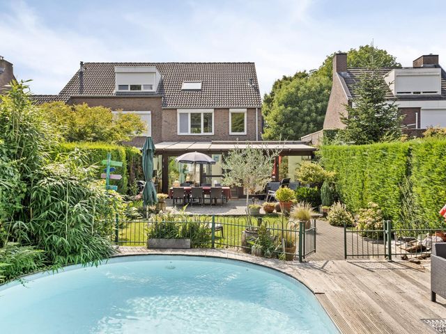 Ganzerikweerd 17, Maastricht