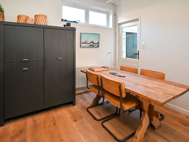 De Ruyterstraat 12, West-Terschelling