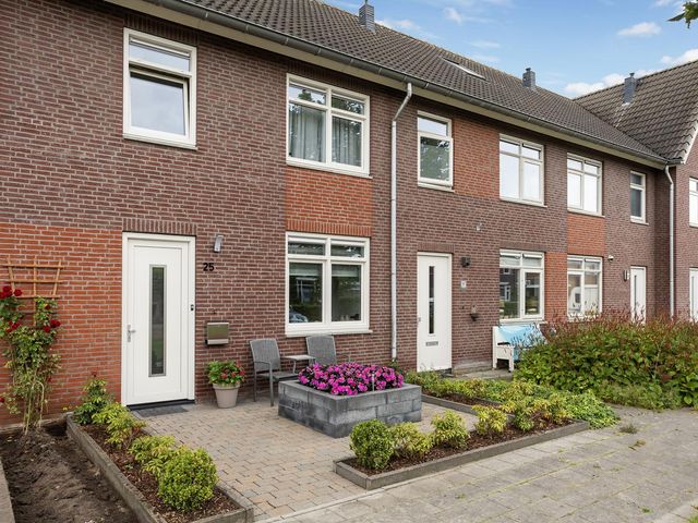 Ratelaar 25, Schoonebeek