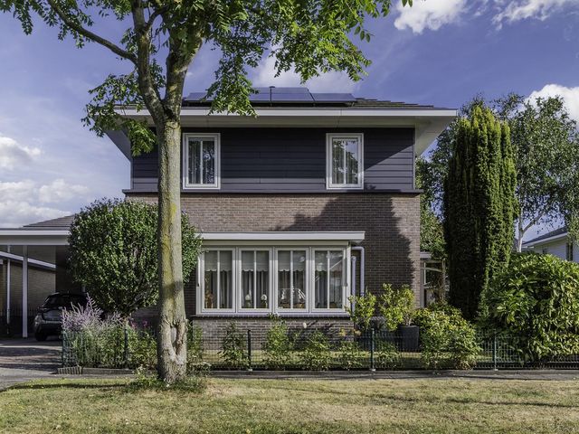 Gruythuysenlaan 13, Hoogeveen