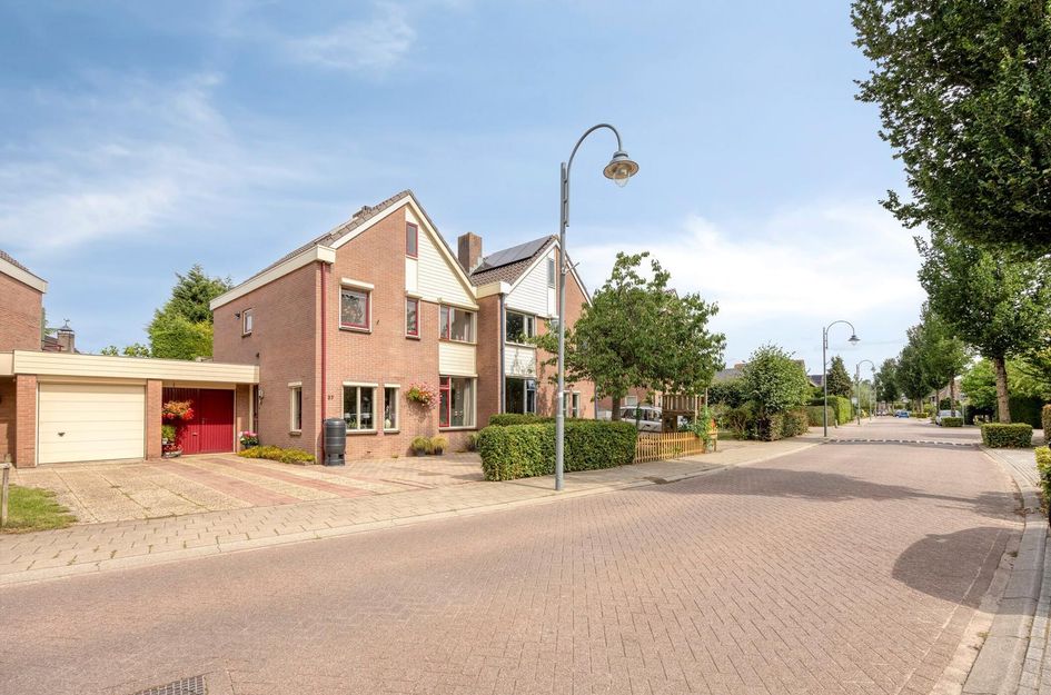 Hoofdstraat 37