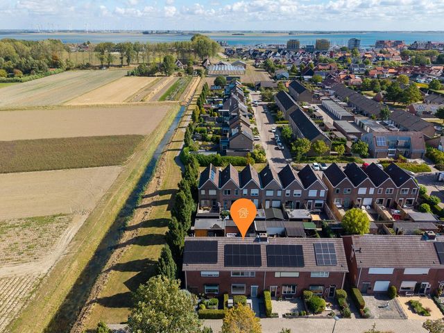 Burgemeester Baasstraat 24, Sint-Annaland