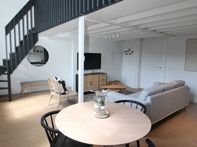 Kruitschip 48, Leiden