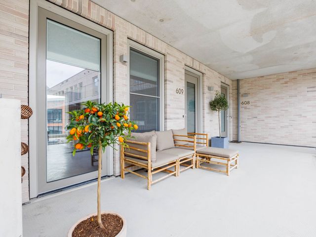 Stadhouderslaan 609, Zoeterwoude