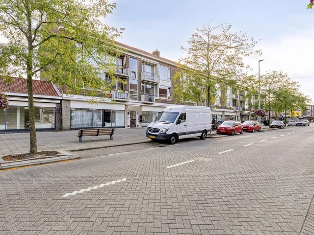 Burgemeester Baumannlaan 111B, Rotterdam