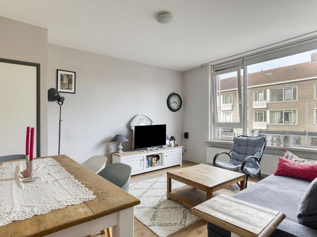 Burgemeester Baumannlaan 111B, Rotterdam
