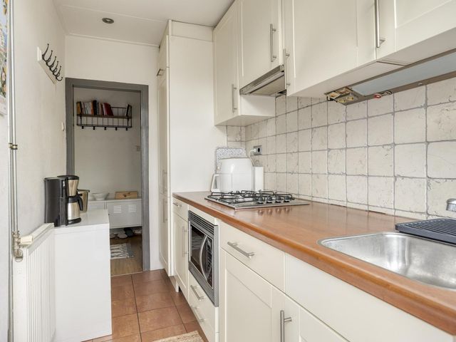 Burgemeester Baumannlaan 111B, Rotterdam