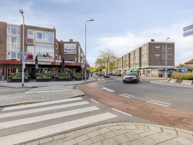 Burgemeester Baumannlaan 111B, Rotterdam