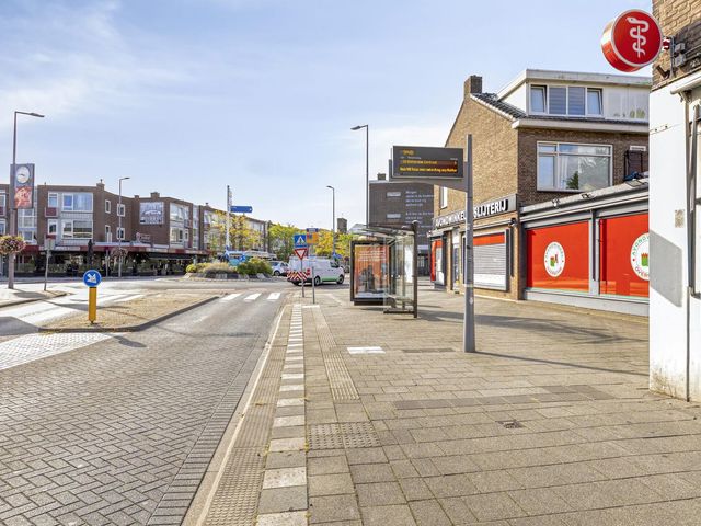 Burgemeester Baumannlaan 111B, Rotterdam