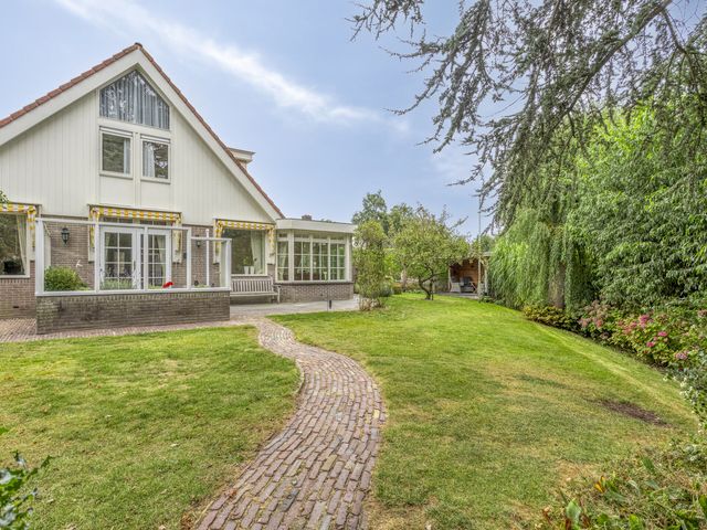 Rosmolen 1, Noord-Scharwoude