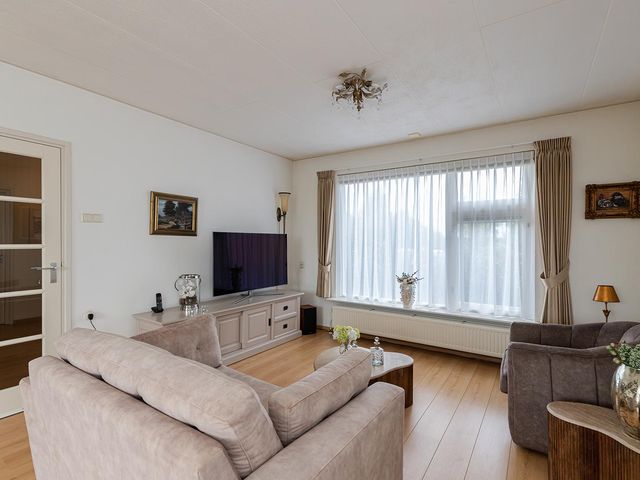 Achterland 15a, Groot-Ammers