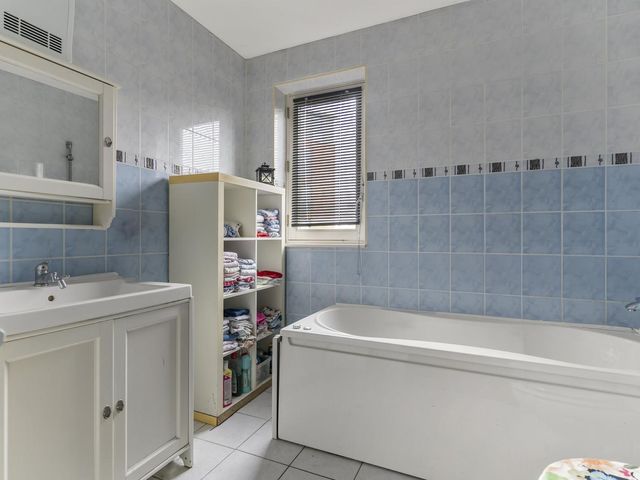 Schoener 18, Alblasserdam