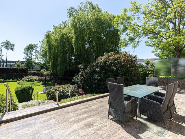 Graafdijk-oost 48, Molenaarsgraaf