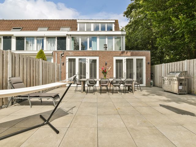 Saturnus 63, Amstelveen