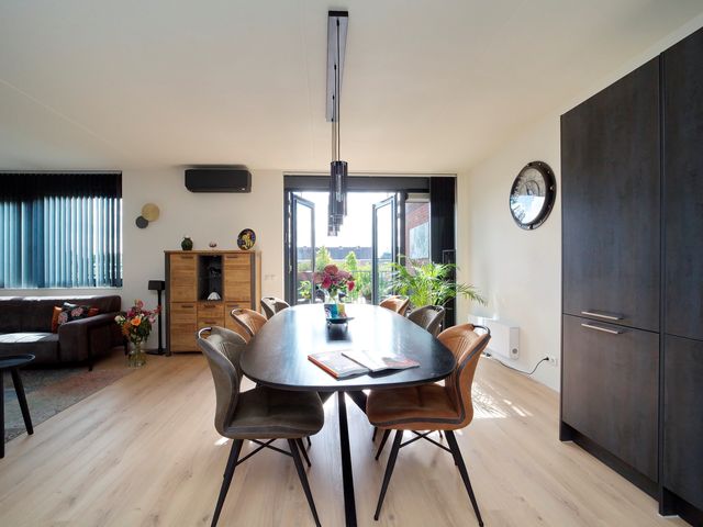 Sjaak Boezemanstraat 1, Maassluis