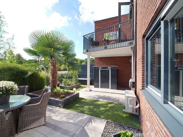 Sjaak Boezemanstraat 1, Maassluis