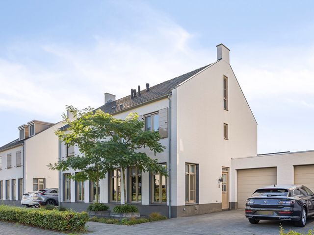Egel 28, Veldhoven
