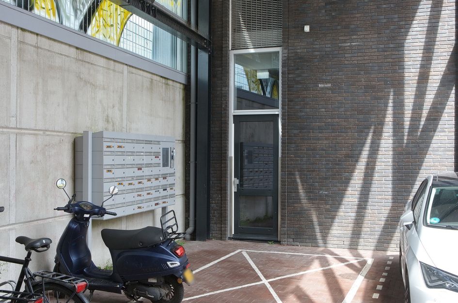 Waldorpstraat 281C