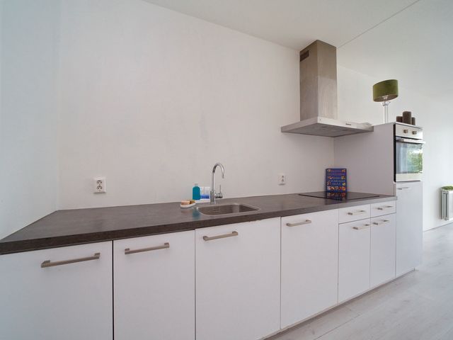 Waldorpstraat 281C, Den Haag