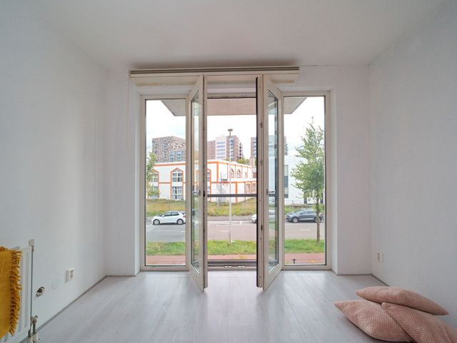 Waldorpstraat 281C, Den Haag