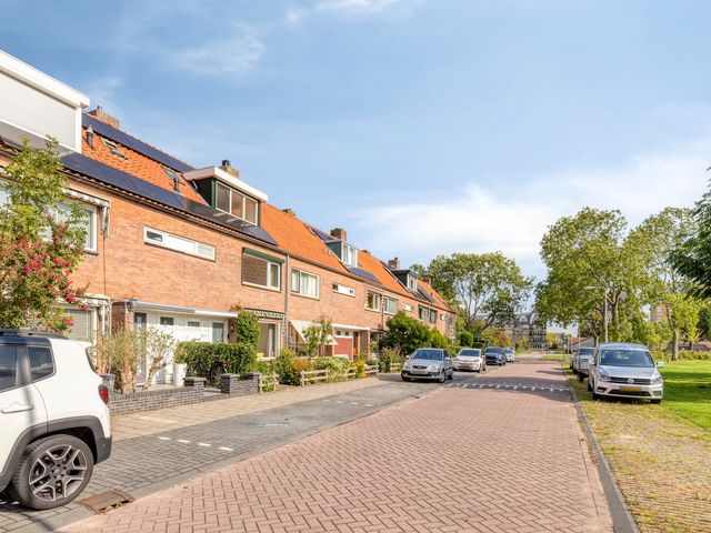 Frans Halsplantsoen 217, Voorschoten