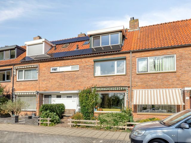 Frans Halsplantsoen 217, Voorschoten