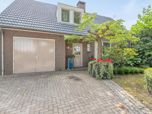 Haarenseweg 42, Oisterwijk