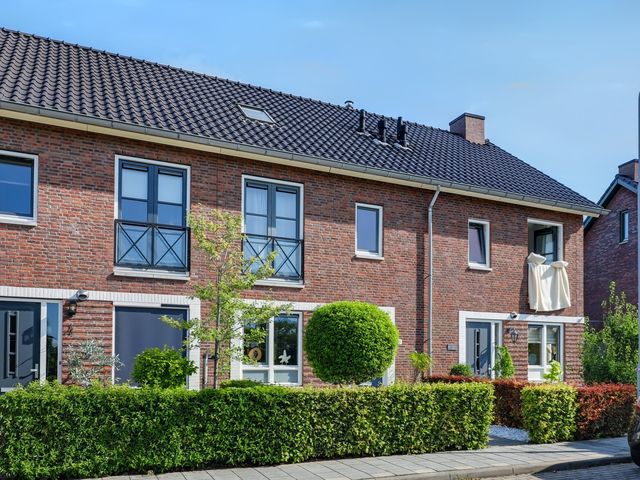 Het Katsland 15, Ochten