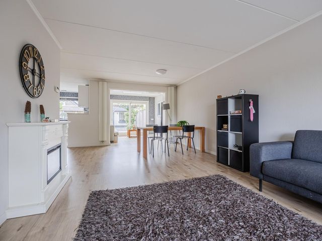 Toermalijnsingel 9, Terneuzen
