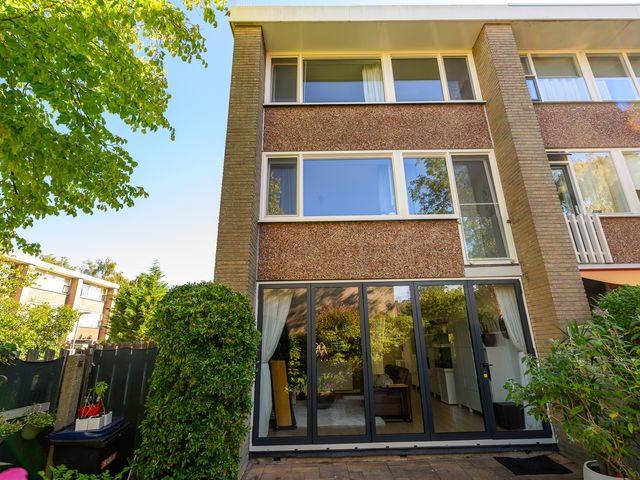 Appelgaarde 279, Voorburg